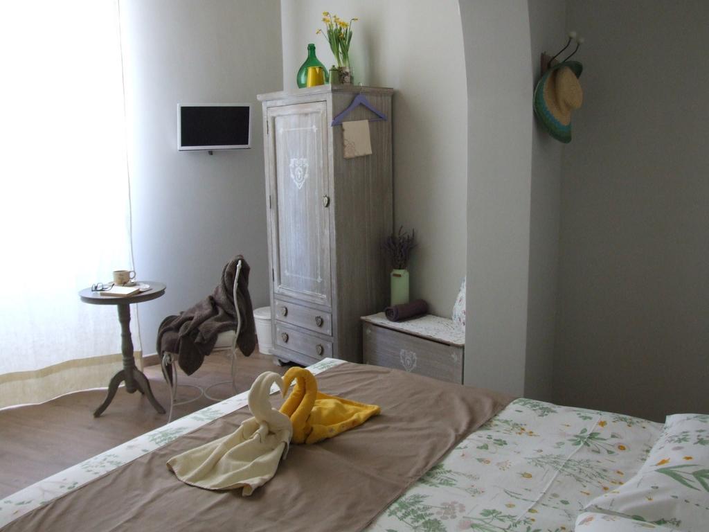 Bed and Breakfast La Casa Di Alessio Lecce Zimmer foto