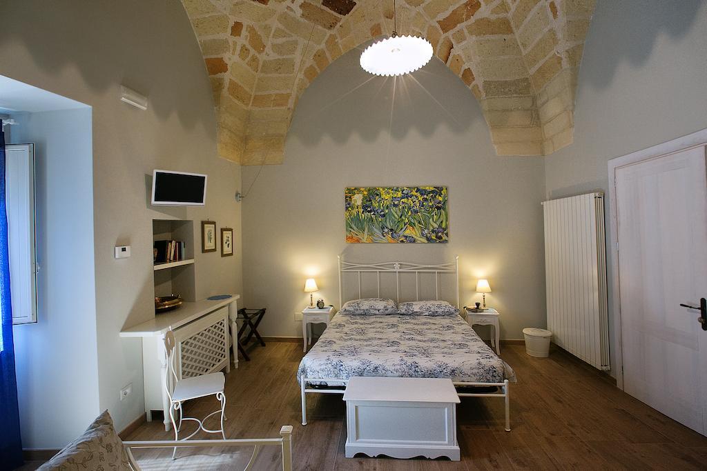 Bed and Breakfast La Casa Di Alessio Lecce Zimmer foto